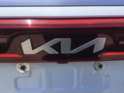 2023 Kia Carnival S