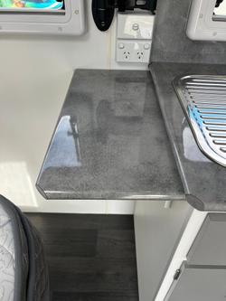 2019 Regent Discoverer 17'