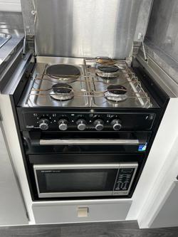 2019 Regent Discoverer 17'