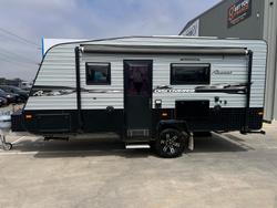 2019 Regent Discoverer 17'