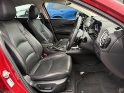 2014 Mazda 3 SP25 GT