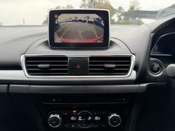 2014 Mazda 3 SP25 GT