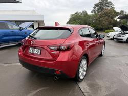 2014 Mazda 3 SP25 GT