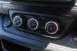 2026 Renault Trafic Premium