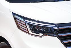 2026 Renault Trafic Premium