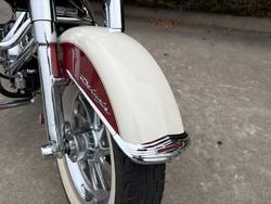 2011 HARLEY-DAVIDSON FLSTN SOFTAIL DELUXE RED/WHITE