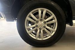 2014 Mitsubishi Pajero VR-X