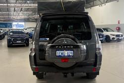 2014 Mitsubishi Pajero VR-X