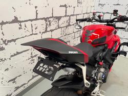 2024 Ducati Streetfighter V2 Streetfighter Red