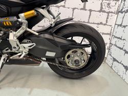 2024 Ducati Streetfighter V2 Streetfighter Red