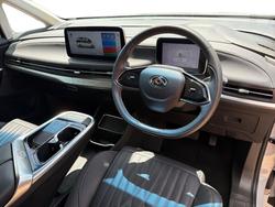 2023 LDV MIFA Executive