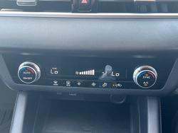 2023 Mitsubishi Outlander ES