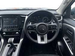 2024 Mitsubishi Pajero Sport GLX