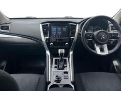 2024 Mitsubishi Pajero Sport GLX