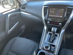 2024 Mitsubishi Pajero Sport GLX