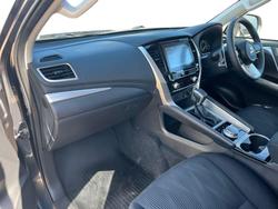 2024 Mitsubishi Pajero Sport GLX