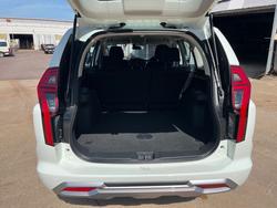 2024 Mitsubishi Pajero Sport GLX