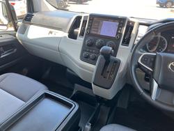 2021 Toyota HiAce Commuter