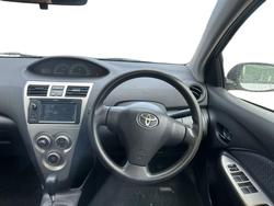 2014 Toyota Yaris YRS