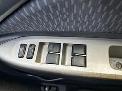 2014 Toyota Yaris YRS