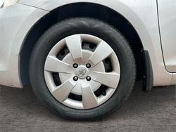 2014 Toyota Yaris YRS