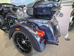 2025 HARLEY-DAVIDSON FLHTCUTG TRI GLIDE U/CLC 114