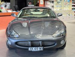 2003 Jaguar XKR