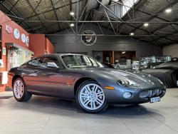 2003 Jaguar XKR