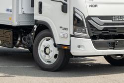 2025 Isuzu N Series NQR 88/80-190 AM D34