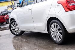 2023 Suzuki
Swift GL