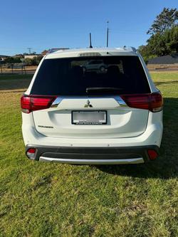 2015 Mitsubishi Outlander LS