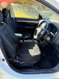 2015 Mitsubishi Outlander LS