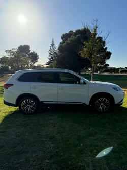 2015 Mitsubishi Outlander LS
