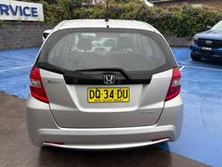 2012 Honda Jazz GLi
