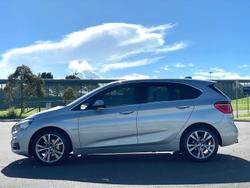 2016 BMW 2 Series 220i Luxury Line