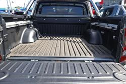 2025 Nissan Navara ST-X