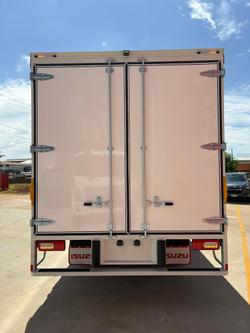 2025 Isuzu N Series NQR 88/80-190 AM D42