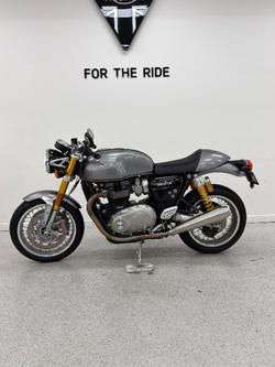 2017 Triumph THRUXTON R Silver