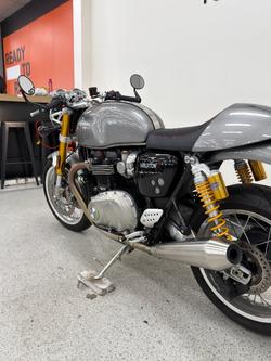 2017 Triumph THRUXTON R Silver