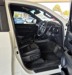 2019 Toyota Hilux Rogue