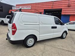 2014 Hyundai iLoad TQ2-V MY14 Creamy White