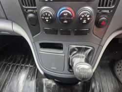 2014 Hyundai iLoad TQ2-V MY14 Creamy White