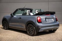 2025 MINI Cooper S Favoured
