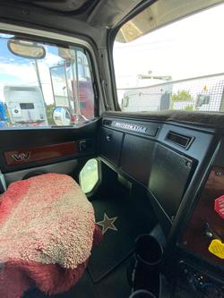 2018 Western Star 5800 Series 5864SS