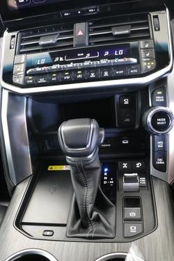 2025 Toyota Landcruiser GR Sport