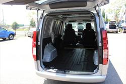 2025 Hyundai STARIA LOAD