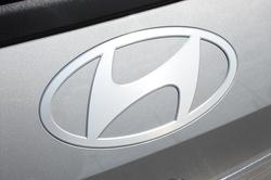 2025 Hyundai STARIA LOAD