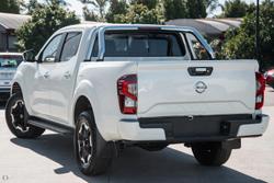 2025 Nissan Navara ST-X