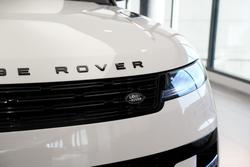 2025 Land Rover Range Rover Sport D250 Dynamic SE