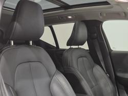 2023 Volvo XC40 Ultimate B5 Dark